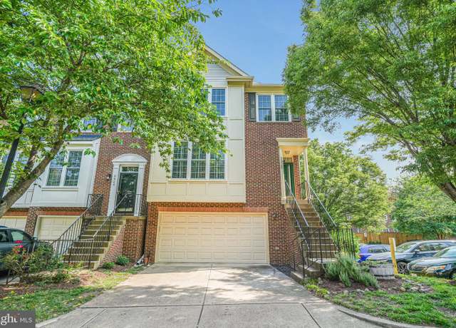 Property at 3926 Charles Ave, Alexandria, VA 22305, 3 beds, 3.5 baths