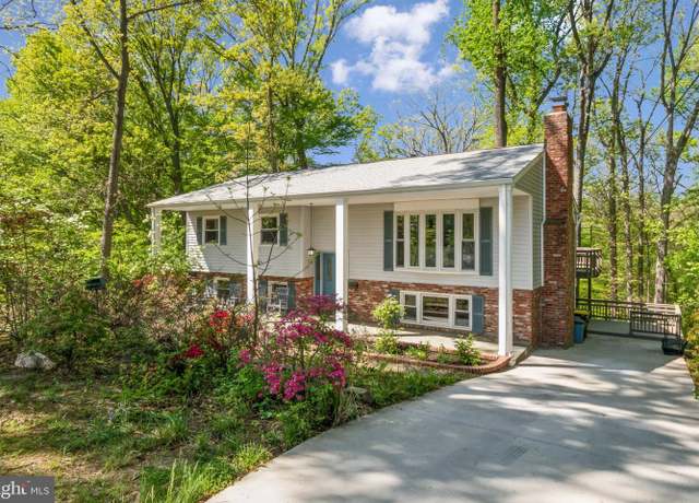 Property at 7116 Dalhouse St, Springfield, VA 22151, 4 beds, 3 baths