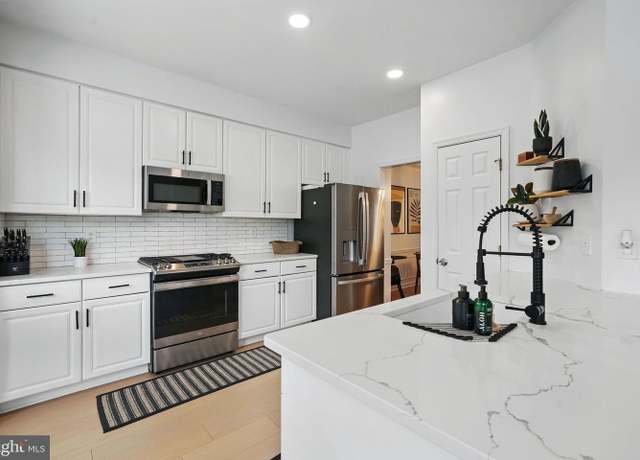 Property at 47686 Sandbank Sq, Sterling, VA 20165, 3 beds, 3.5 baths