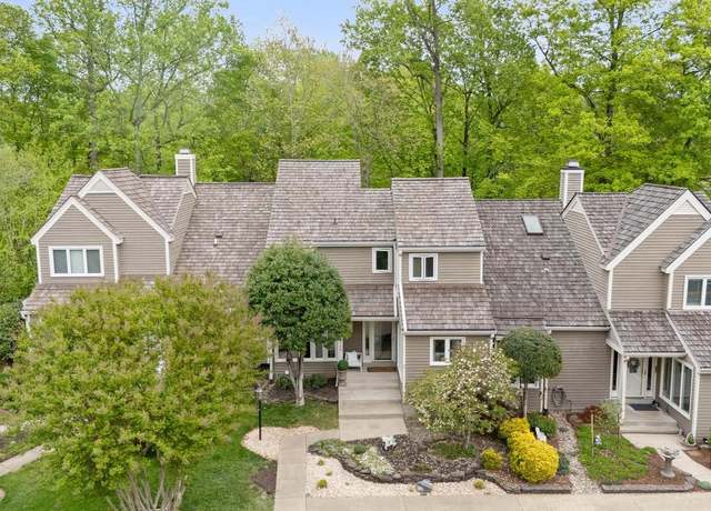 Property at 4745 Timber Ridge Dr, Montclair, VA 22025, 3 beds, 3.5 baths