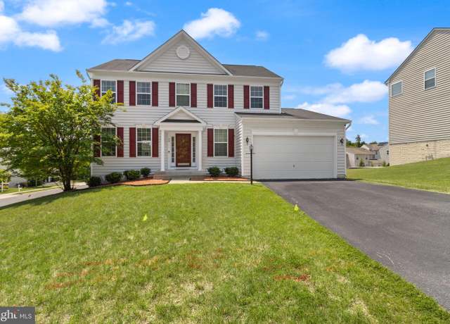 Property at 26 Colemans Mill Dr, Fredericksburg, VA 22405, 5 beds, 3.5 baths