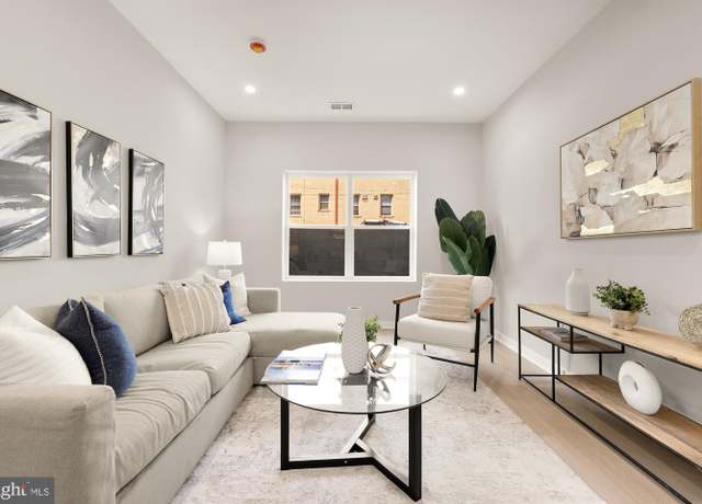 Property at 2610 41st St NW #2, Washington, DC 20007, 2 beds, 2 baths