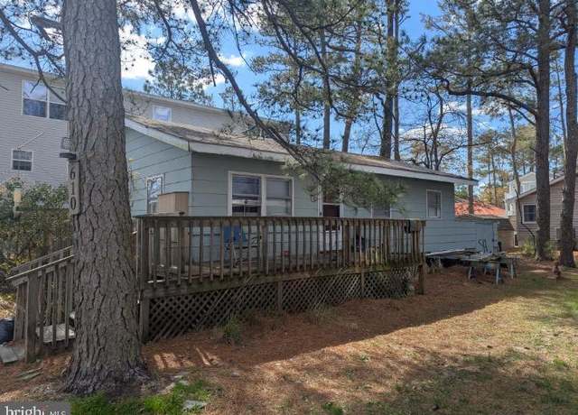 Property at 610 6th St, Bethany Beach, DE 19930, 3 beds, 1 bath