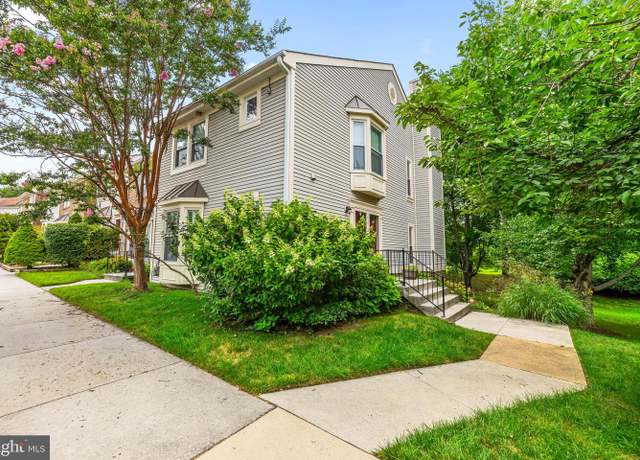 Property at 6944 Copperbend Ln, Baltimore, MD 21209, 4 beds, 3.5 baths