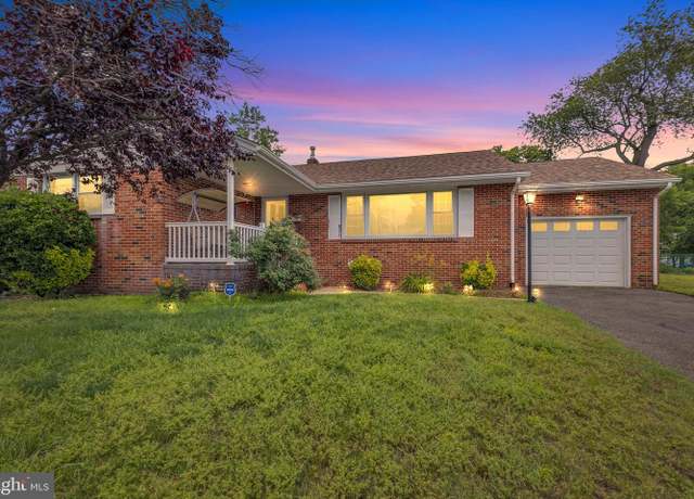 Property at 677 Ella Ave, Burlington, NJ 08016, 3 beds, 1.5 baths