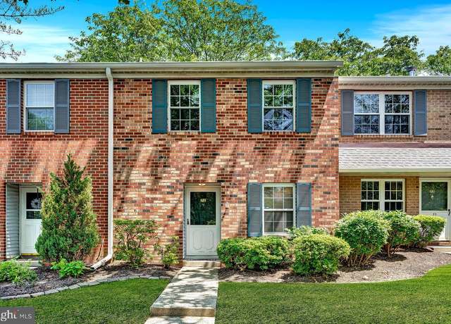 Property at 72 Sycamore Ct, Lawrence Township, NJ 08648, 2 beds, 2.5 baths