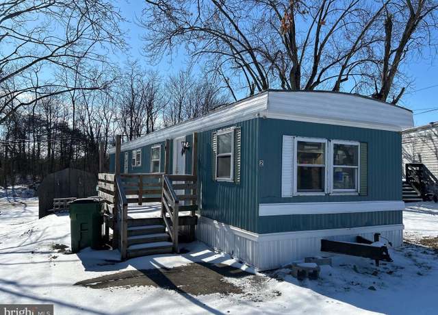Property at 82 Linda Dr #2, Mechanicsburg, PA 17050, 2 beds, 1 bath