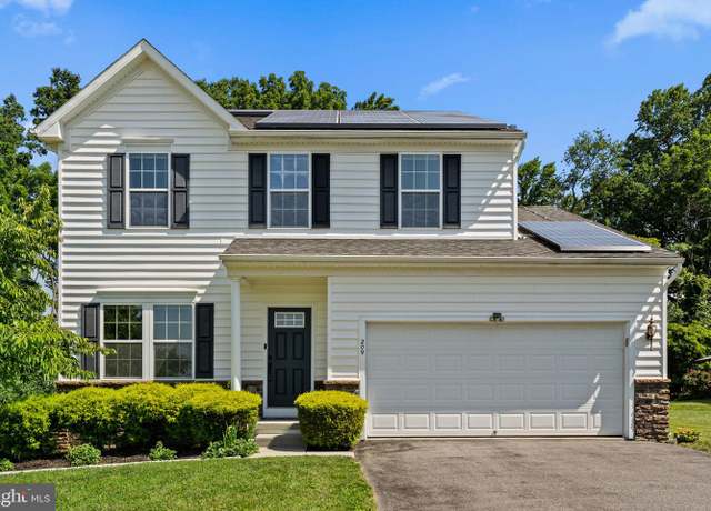 Property at 209 Dague Farm Dr, Coatesville, PA 19320, 3 beds, 2.5 baths