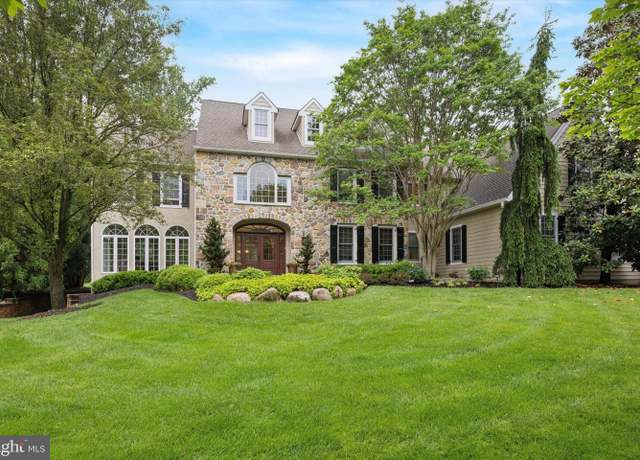 Property at 5 Greystone Cir, Newtown Square, PA 19073, 5 beds, 6 baths