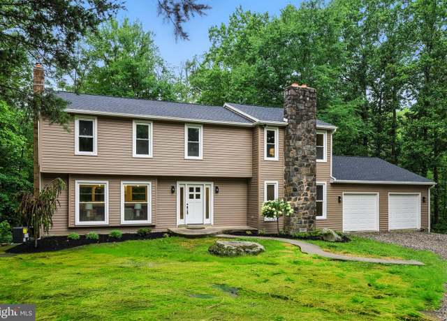 Property at 3204 Rockhill Rd, Perkiomenville, PA 18074, 4 beds, 2.5 baths
