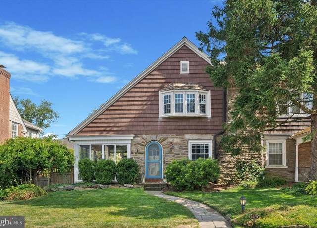 Property at 1420 Surrey Ln, Wynnewood, PA 19096, 3 beds, 2 baths