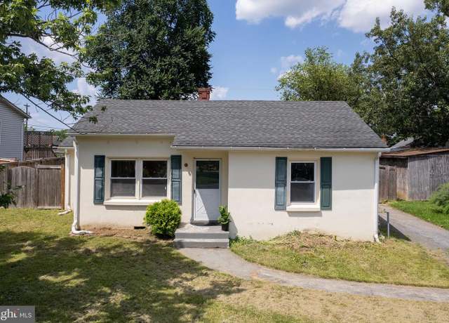 Property at 143 Dowell J Cir, Winchester, VA 22602, 3 beds, 1 bath