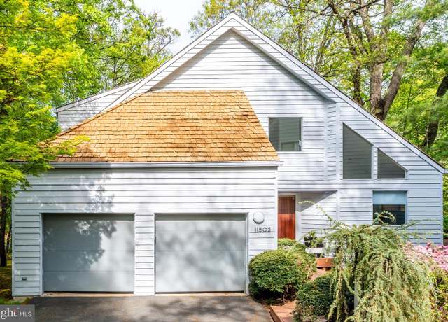 Property at 11502 Turnbridge Ln, Reston, VA 20194, 4 beds, 3 baths