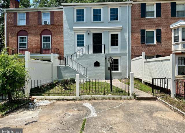 Property at 7950 Central Park Cir, Alexandria, VA 22309, 4 beds, 3 baths