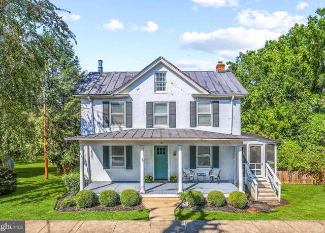 Property at 161 N Hatcher Ave, Purcellville, VA 20132, 2 beds, 2 baths