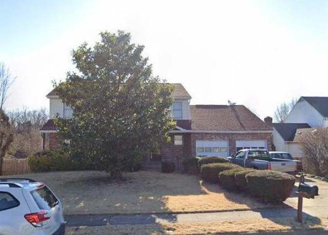 Property at 8883 Sweetbriar St, Manassas, VA 20110, 5 beds, 3 baths