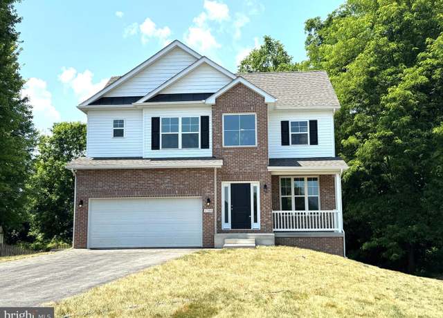 Property at 1705 Memorial Park Ave, Martinsburg, WV 25401, 5 beds, 4.5 baths