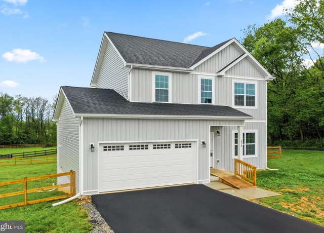 Property at 525 Naples Way, Charles Town, WV 25414, 3 beds, 2.5 baths