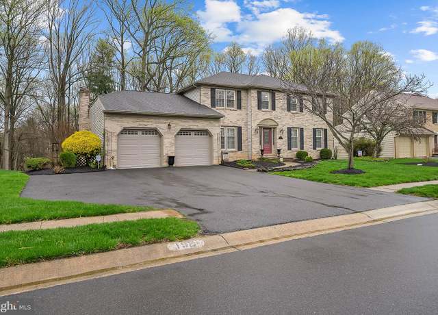 Property at 192 Fairhill Dr, Wilmington, DE 19808, 5 beds, 2.5 baths