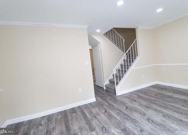 Property at 44 Fleming St, Newark, DE 19713, 3 beds, 2 baths