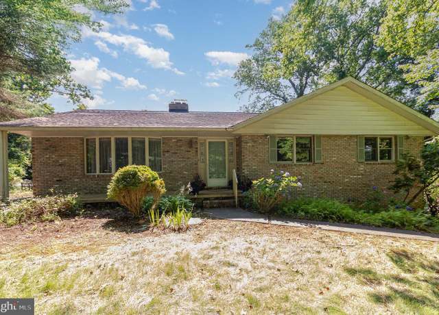 Property at 11909 Cedar Ln, Kingsville, MD 21087, 3 beds, 2 baths