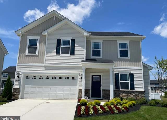 Property at 10736 Millport St, White Plains, MD 20695, 6 beds, 4 baths