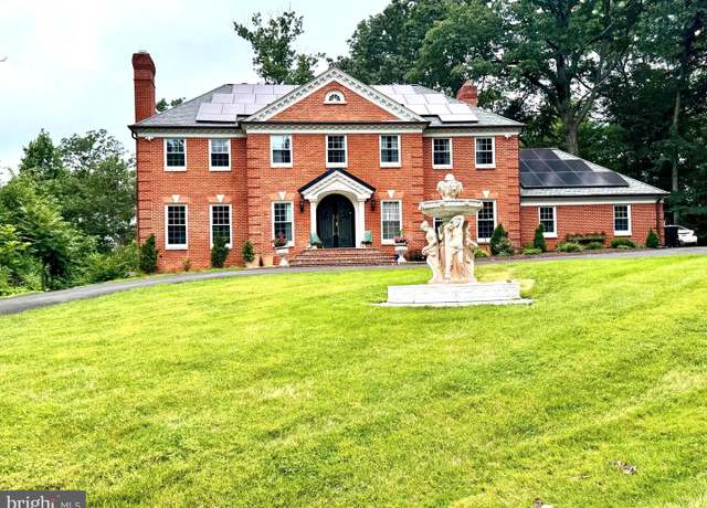 Property at 10900 Tara Rd, Potomac, MD 20854, 6 beds, 5 baths