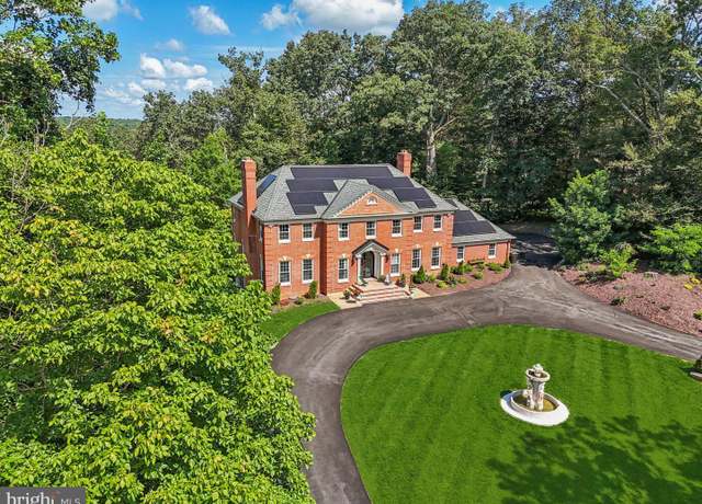 Property at 10900 Tara Rd, Potomac, MD 20854, 6 beds, 5 baths