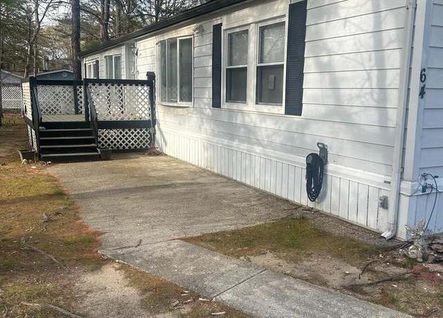 Property at 64 Skyline Dr, Sicklerville, NJ 08081, 3 beds, 2 baths