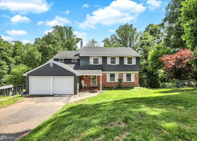Property at 444 Rocksville Rd, Holland, PA 18966, 5 beds, 4.5 baths