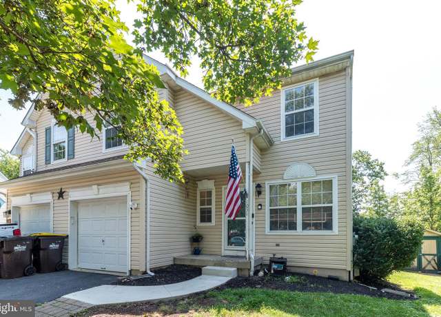 Property at 1051 Heather Ln, Quakertown, PA 18951, 3 beds, 2.5 baths