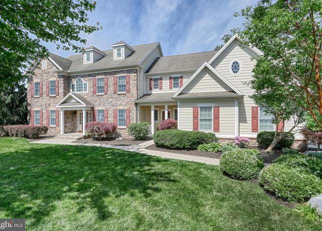 Property at 401 Park Cir, Mechanicsburg, PA 17055, 6 beds, 4.5 baths