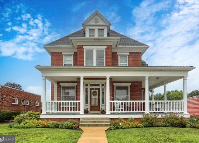 Property at 21 W Main St, Camp Hill, PA 17011, 5 beds, 2 baths