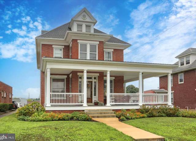 Property at 21 W Main St, Camp Hill, PA 17011, 5 beds, 2 baths