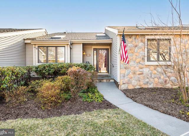 Property at 535 Franklin Way, West Chester, PA 19380, 2 beds, 3 baths