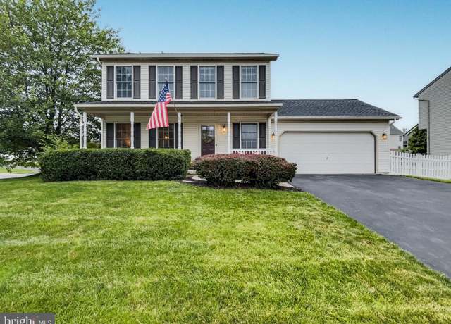 Property at 215 Fencepost Ln, Palmyra, PA 17078, 3 beds, 1.5 baths