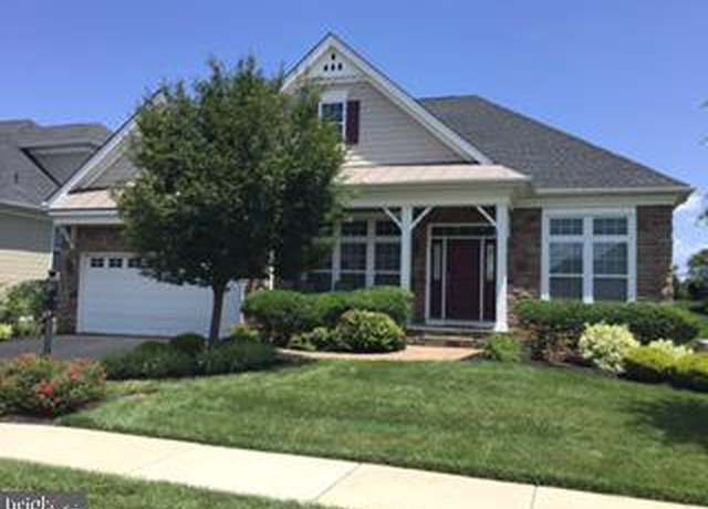 Property at 225 Magnolia St, Dresher, PA 19025, 2 beds, 3 baths