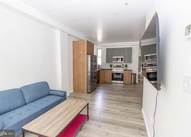 Property at 2119 N 18th St, Philadelphia, PA 19121, 12 beds, 6 baths