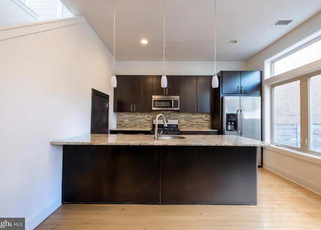 Property at 914 S 5th St Unit A, Philadelphia, PA 19147, 3 beds, 3 baths