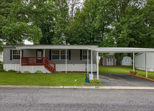 Property at 17 Spruce Ln, Manchester, PA 17345, 3 beds, 2 baths