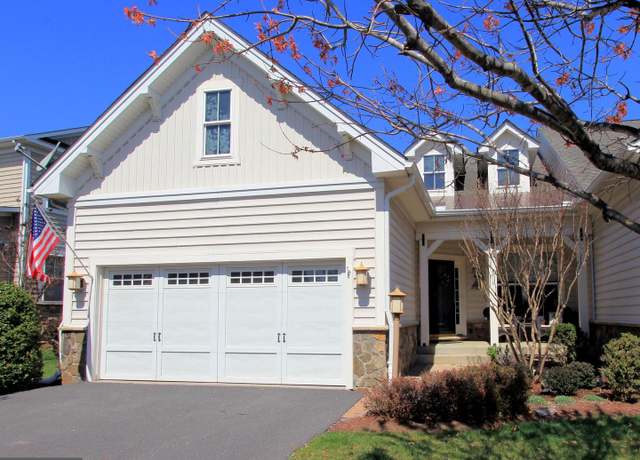 Property at 219 Grebe Dr, Lake Frederick, VA 22630, 2 beds, 3 baths