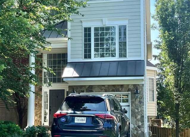 Property at 6919 Willow St, Falls Church, VA 22046, 4 beds, 4.5 baths