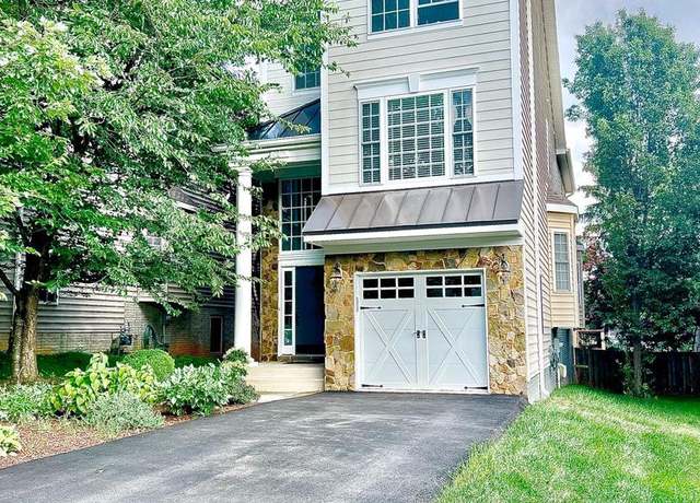 Property at 6919 Willow St, Falls Church, VA 22046, 4 beds, 4.5 baths