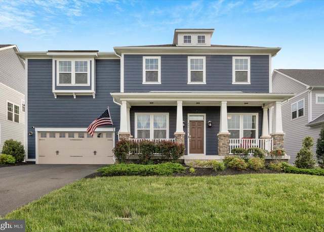 Property at 40918 White Clover Ln, Aldie, VA 20105, 5 beds, 4.5 baths