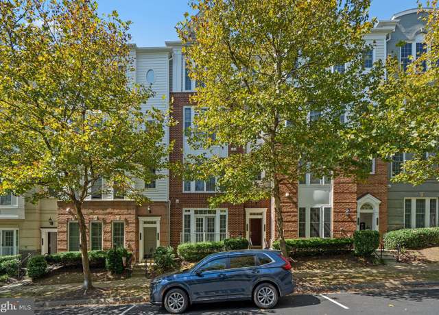 Property at 14762 Potomac Branch Dr, Woodbridge, VA 22191, 3 beds, 2.5 baths