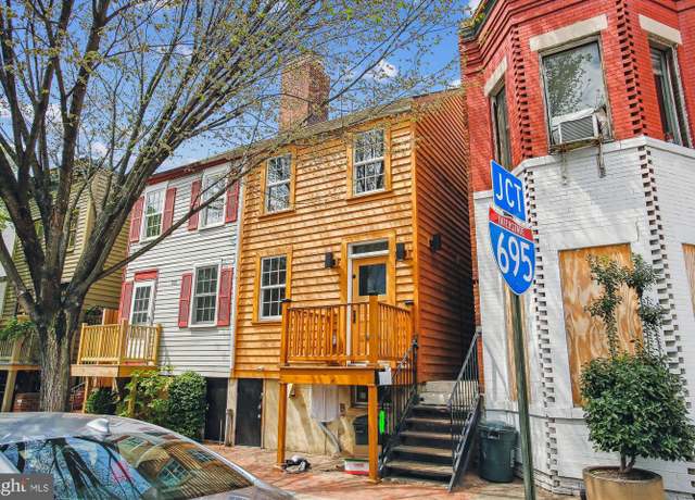 Property at 903 11th St SE, Washington, DC 20003, 3 beds, 2.5 baths