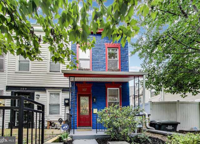 Property at 107 16th St SE, Washington, DC 20003, 2 beds, 1.5 baths