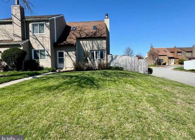 Property at 49 E Green Valley Cir, Newark, DE 19711, 2 beds, 1.5 baths