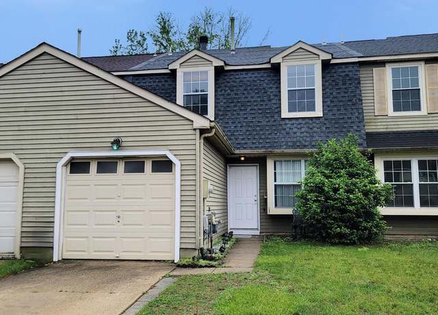 Property at 38 River Bank Dr, Roebling, NJ 08554, 3 beds, 1.5 baths