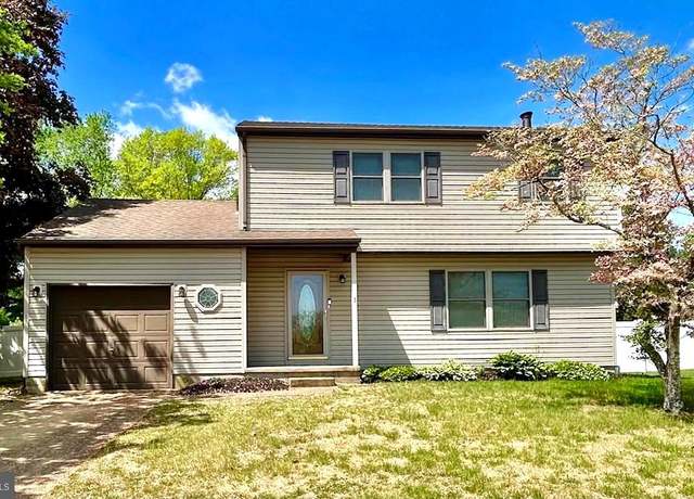 Property at 3 Midili Dr, Waterford Works, NJ 08089, 3 beds, 1.5 baths
